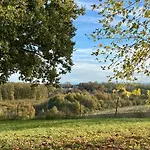 Domaine Bourgade Bed & Breakfast