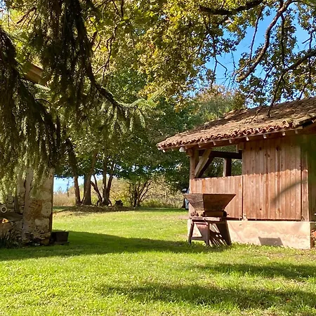 Couette-café Domaine Bourgade 3*